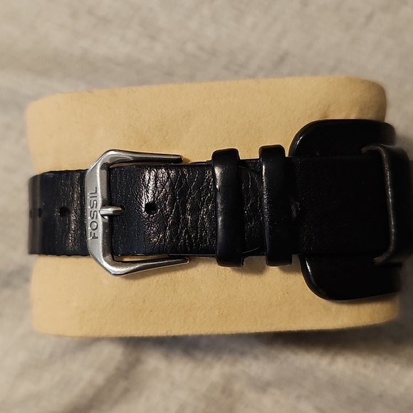 Fossil Leather Watch - Picture 3 of 3